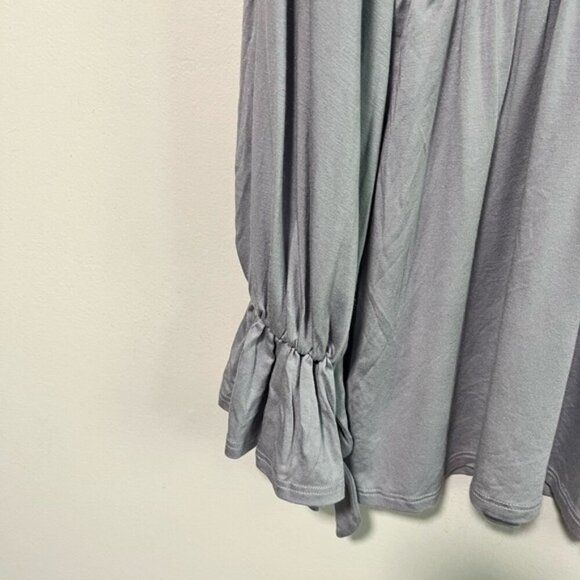 Lovers and Friends Gray Long Sleeve Tie Cuff Romper Size M NWT - Picture 14 of 15